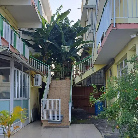 Bano Tourist Residence - 650 Meters From Grand Bay Beach Exterior photo