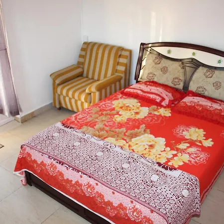 Bano Tourist Residence - 650 Meters From Grand Bay Beach Exterior photo