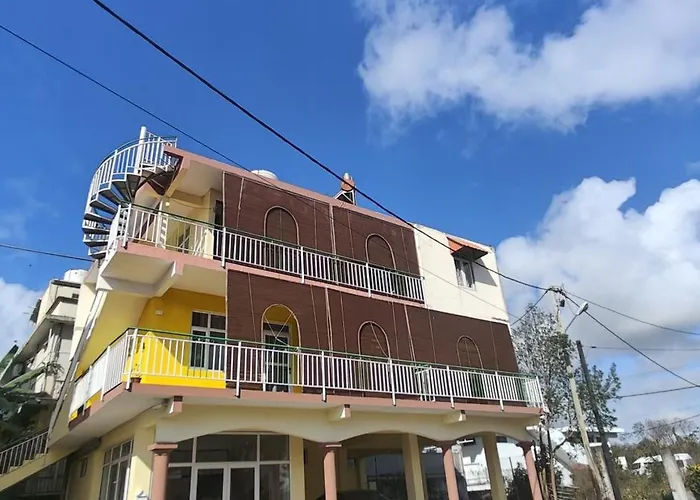 Bano Tourist Residence - 650 Meters From Grand Bay Beach